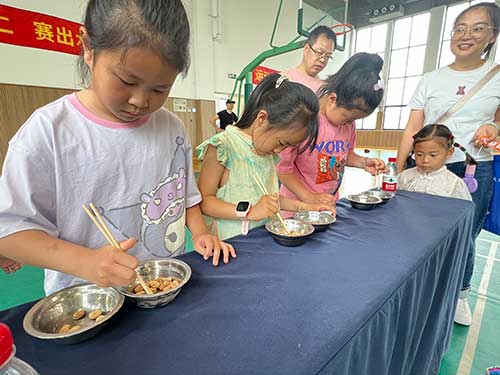 “繽紛童年 快樂六一”上海創(chuàng)力集團舉辦親子活動(圖3)
